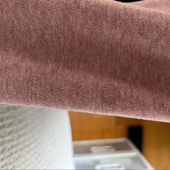 Lululemon Scuba Jogger - Picture 3 of 4